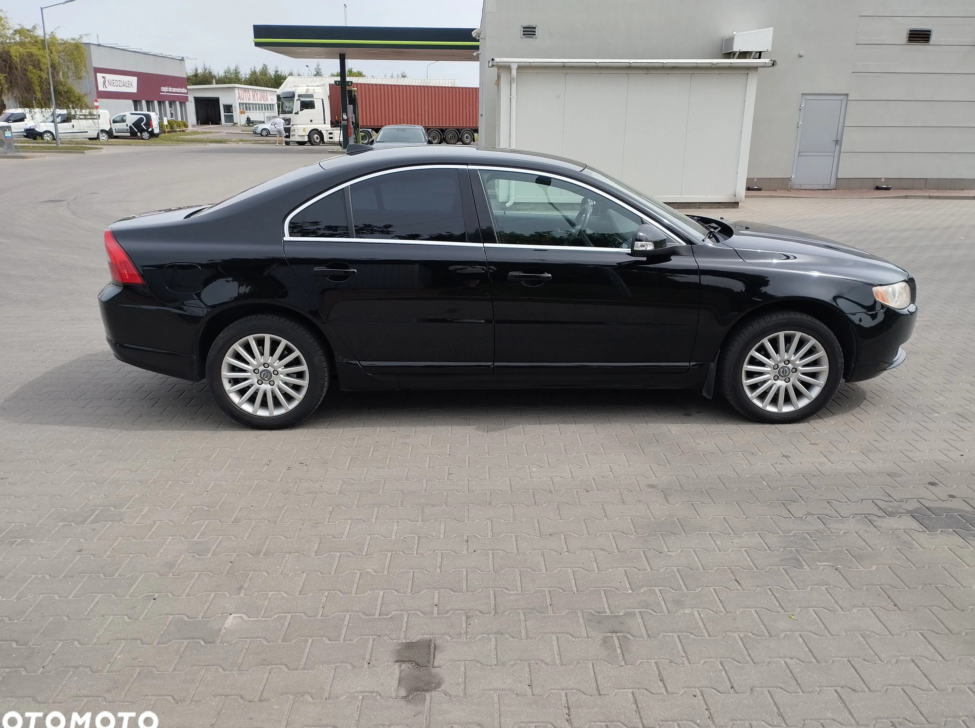 Volvo S80 cena 20000 przebieg: 450000, rok produkcji 2006 z Chełm małe 37